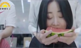 两个小姐姐吃瓜视频大全,两位小姐姐带你领略吃瓜视频盛宴