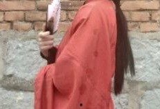 汉服吃瓜的沙雕视频,笑翻网友的古装趣味瞬间