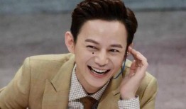 欢乐吃瓜王大锤视频播放,欢乐视频带你领略吃瓜王风采