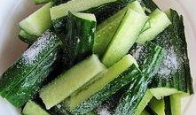 手掰瓜怎么吃才好吃视频,手掰瓜的完美食用指南