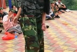 南京晓庄教官吃瓜视频,南京晓庄教官吃瓜视频引发热议