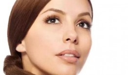 吃小瓜能美白吗女生视频,吃小瓜美白法，女生视频大揭秘