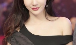 柳岩直播间吃瓜视频,太接地气了！