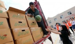 郑州女生着急吃瓜视频曝光,视频曝光引发网友热议