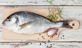 小姑娘吃巴瓜鱼好吗视频,小姑娘的味蕾探险记