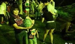 香港学校吃瓜事件视频曝光,校园食品安全引关注