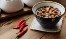 山西人吃瓜蘸醋视频播放,吃瓜蘸醋，视频播放引发网友热议