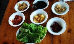 山西人吃瓜蘸醋视频播放,吃瓜蘸醋，视频播放引发网友热议